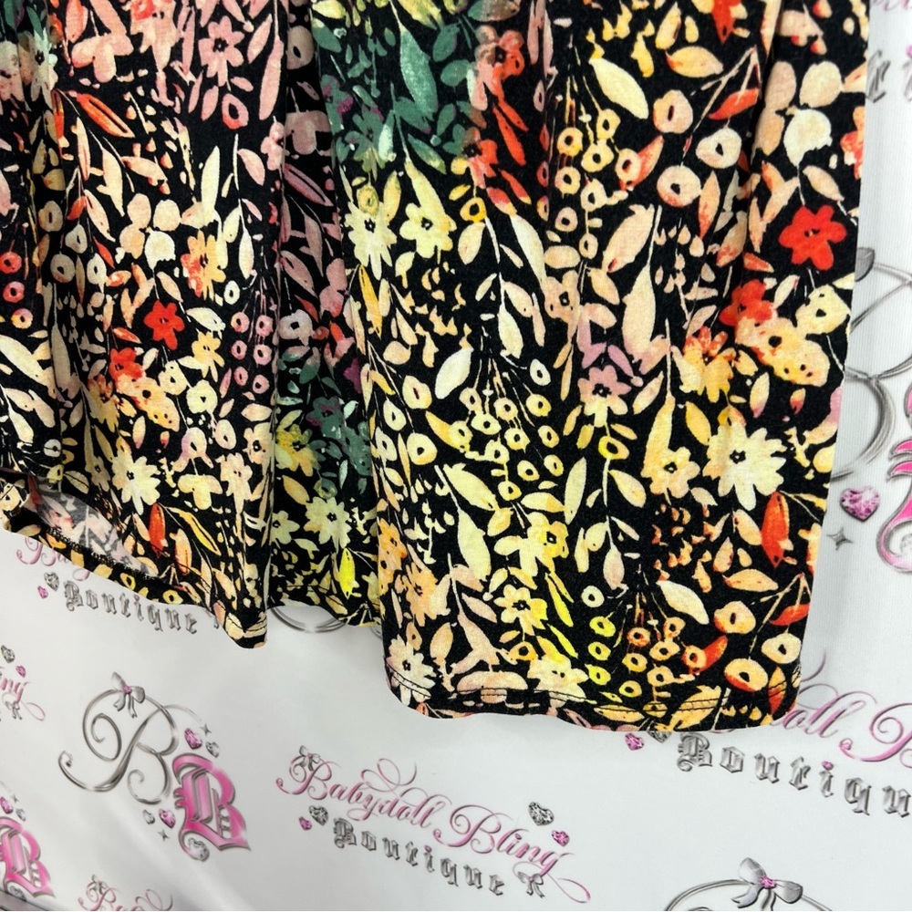 Cable & gauge tank top vibrant Floral V-Neck Blouse Multicolor flowers - Picture 3 of 10